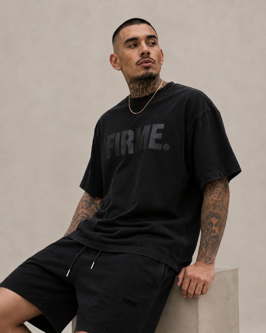 FIRME. Black Oversized Tee